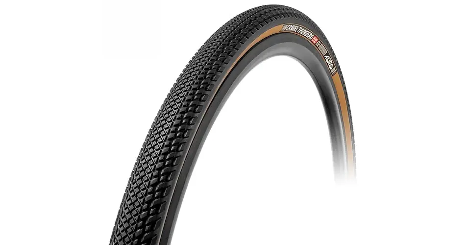 Tufo Gravel Thundero 28x1,8 (48x622) gravel külső gumi (köpeny), kevlárperemes (hajtogatós), defektvédett, 375 TPI, TL-Ready, fekete-bézs oldalfal, 470g Árcsökkenés