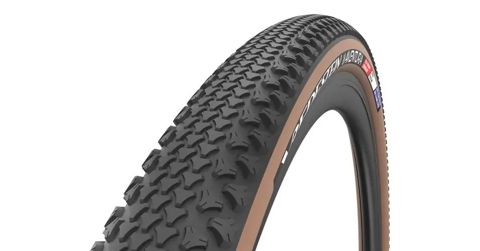 Vredestein Aventura 28x1,50 (38-622) gravel külső gumi (köpeny), kevlárperemes, TL-Ready, 450g, barna oldalfal Alacsony ár
